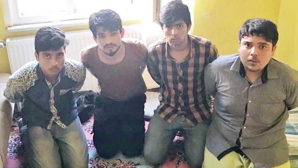 Kendilerini kaçıranlarla emniyette karşılaştılar