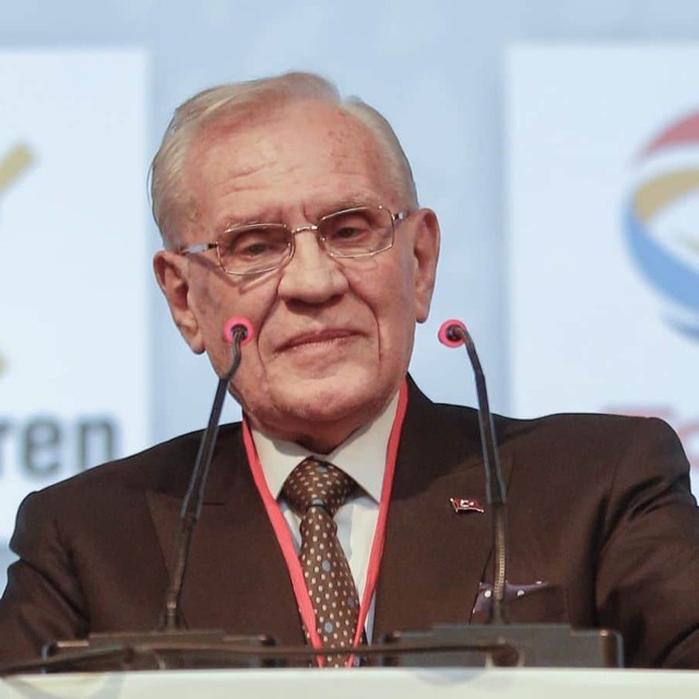 Erdoğan Demirören kimdir?