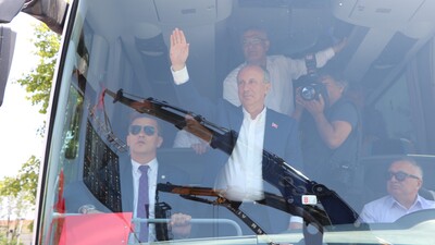 "Erdoğan çok istiyorsa ona kıraathane açarım, kekler de benden"