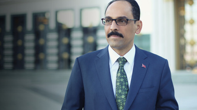 Kalın: Nazım ile Fazıl çarpıştırılmasın