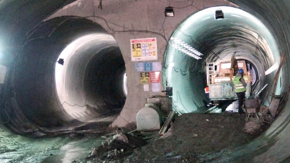 Kabataş-Mecidiyeköy hattına kazı engeli