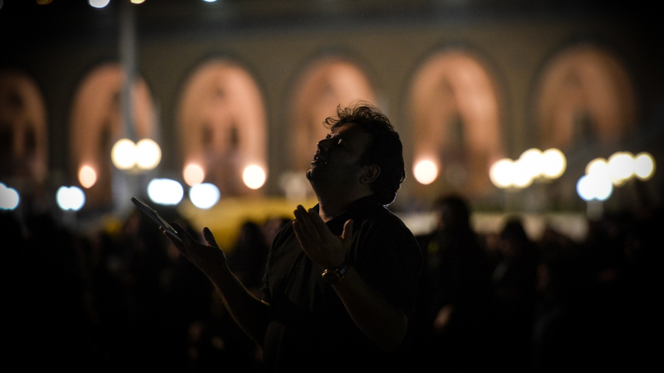 Kadir Suresi'nin okunuşu ve anlamı nedir?
