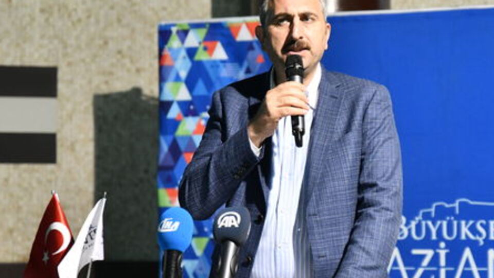 Gül: Türban yasağının kalkmaması için AYM'ye ilk koşanlardan biri İnce