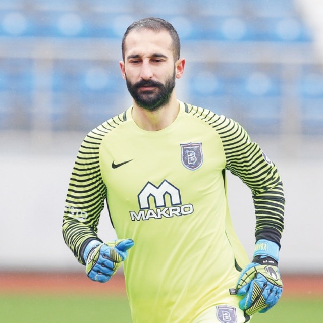 Volkan Babacan'a 250 bin liralık dava
