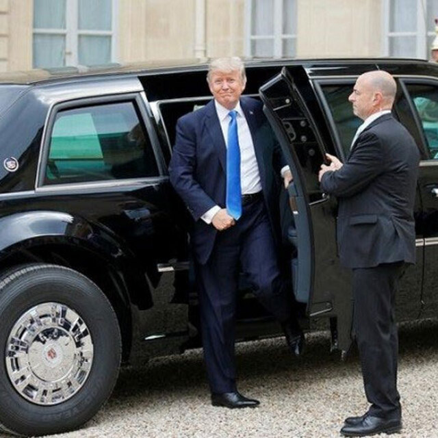 Altı kamyon üstü Cadillac