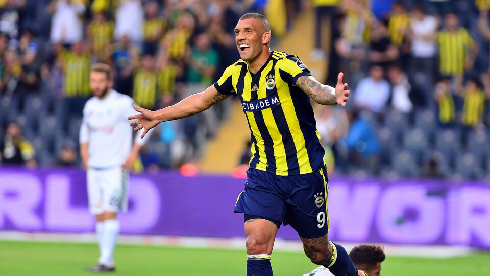 Pereira ve Terraneo'nun transferleri tek tek gidiyor