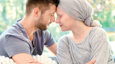 İleri evre meme kanserli kişinin eşi yetersizlik ve çaresizlik hissediyor