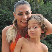 Ünlü oyuncunun hayatını karartan Dang humması nedir?