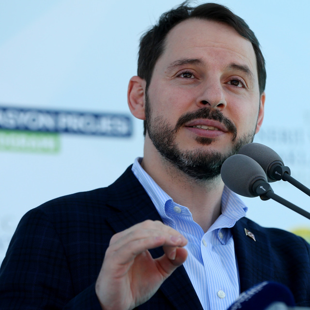 "TANAP'ı da yıkacak mısınız, sondaj gemimizi de durduracak mısınız?"