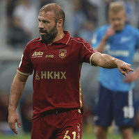 Gökdeniz Karadeniz'e büyük onur