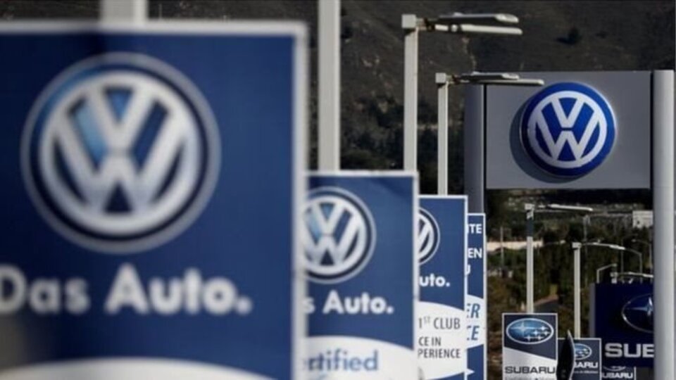 Alman otomotiv devi Volkswagen'e 1 milyar euro para cezası