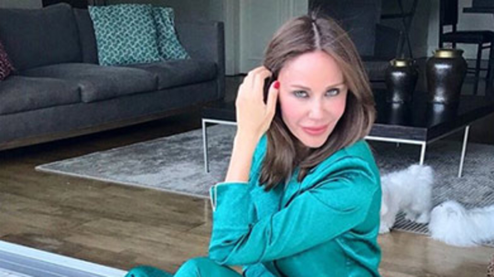 Takipçileri istedi, Demet Şener değiştirdi