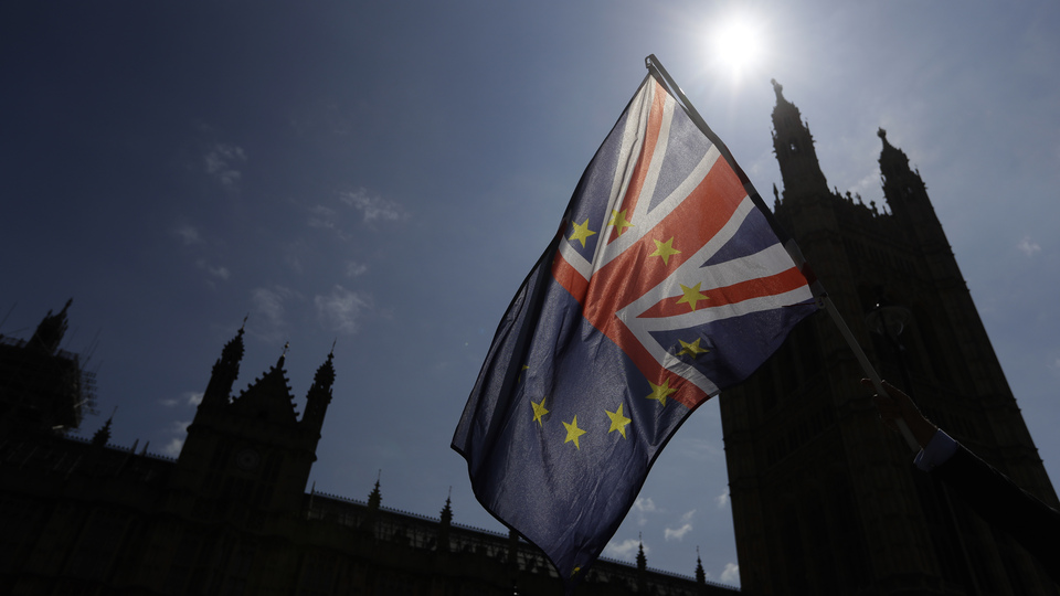 İngiltere'den süresiz oturum için 3 maddelik kritik düzenleme!