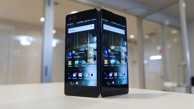 Samsung'un katlanabilir ekranlı telefonu ortaya çıktı!