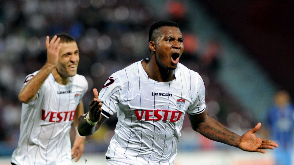 Manisaspor'a 3. Lig tehlikesi! Makukula'yla anlaşamadılar!