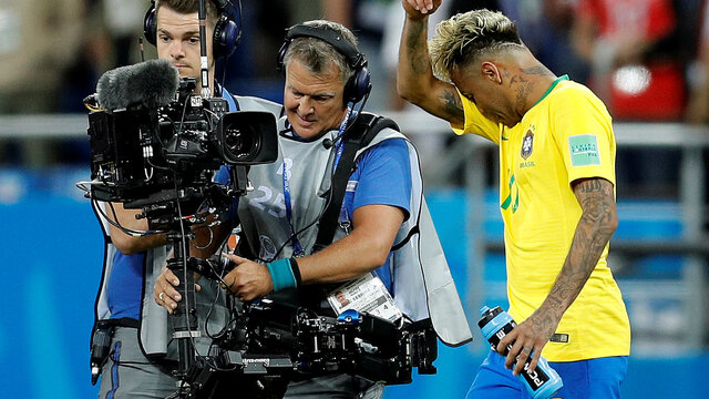 Dünya, 2018 Dünya Kupasını canlı videodan seyrediyor!