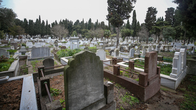 İstanbul'da 2,5 yıl sonra mezar yeri kalmayacak!