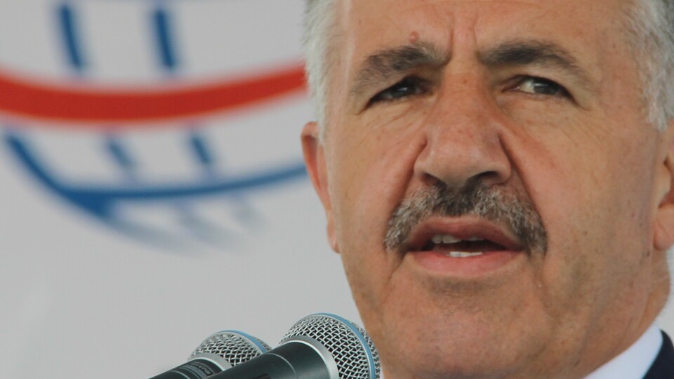 Bakan Arslan: Esnaf lehine uygulamaları hayata geçireceğiz