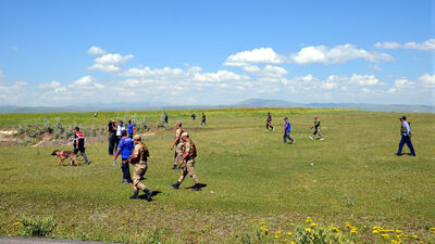 Cami hoparlöründen bu anons yapılıyor