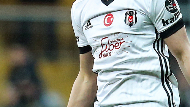Beşiktaşlı yıldıza 15 milyon euro'luk teklif!