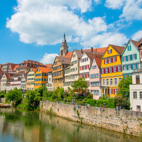 Yeşil alanları ile Almanya Stuttgart gezilecek yerler listesi...