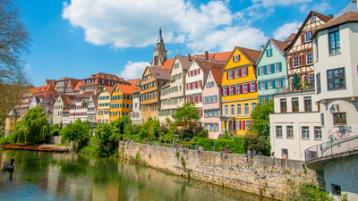 Yeşil alanları ile Almanya Stuttgart gezilecek yerler listesi...