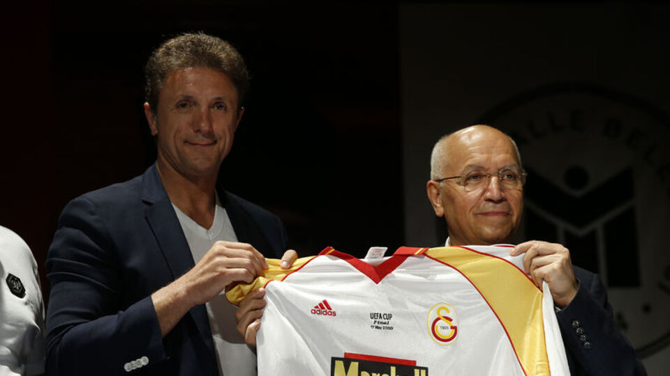 Efsaneden EURO 2024'e destek!