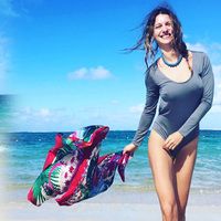 Tuba Ünsal'dan cesur poz!