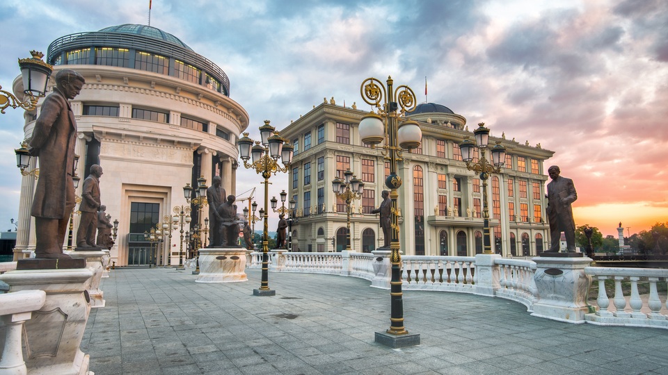 Osmanlı'nın izlerini taşıyan Makedonya Üsküp'te gezilecek yerler listesi...