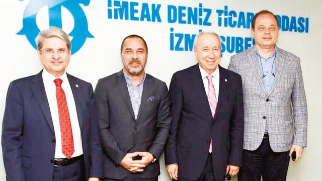 Aytun Çıray: İzmir Limanı'na sahip çıkacağız