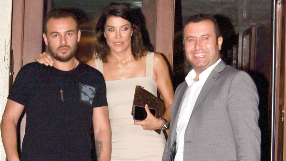 Romantik akşam yemeği