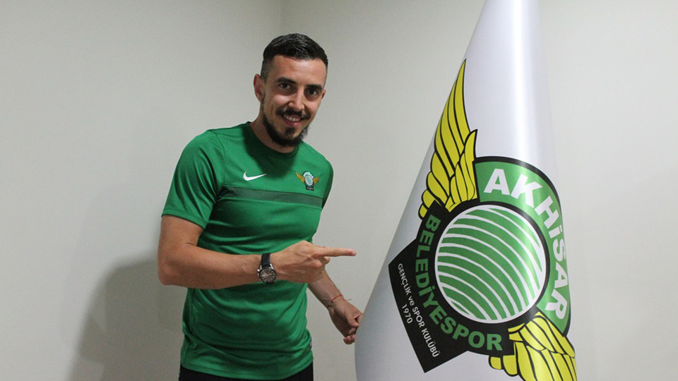 Akhisarspor'da 5 isim yolcu