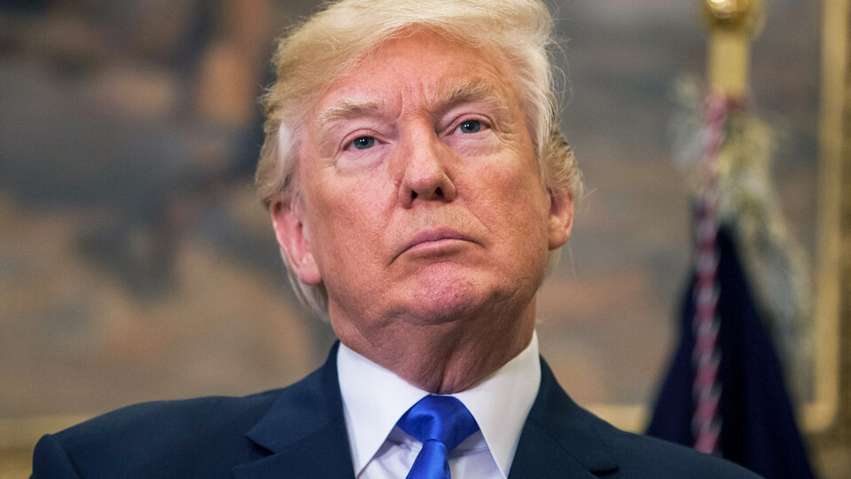 Trump'tan AB otomobillerine vergi tehdidi