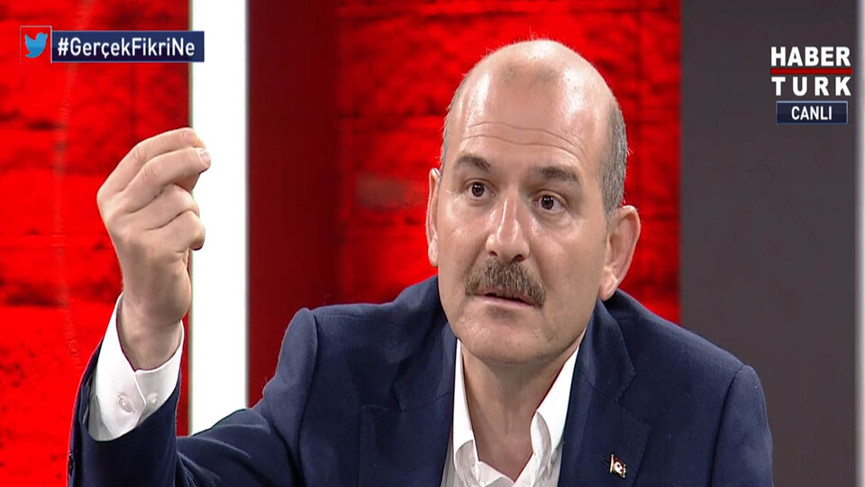 Soylu: Darbe gecesi FETÖ ile iletişim ortaya çıktı