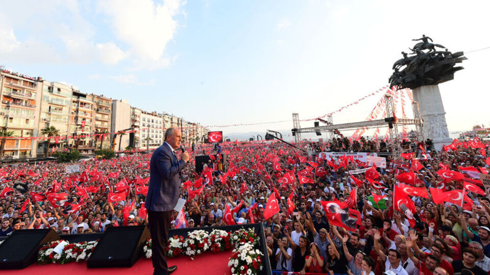 2.5 milyon kişiye teşekkür