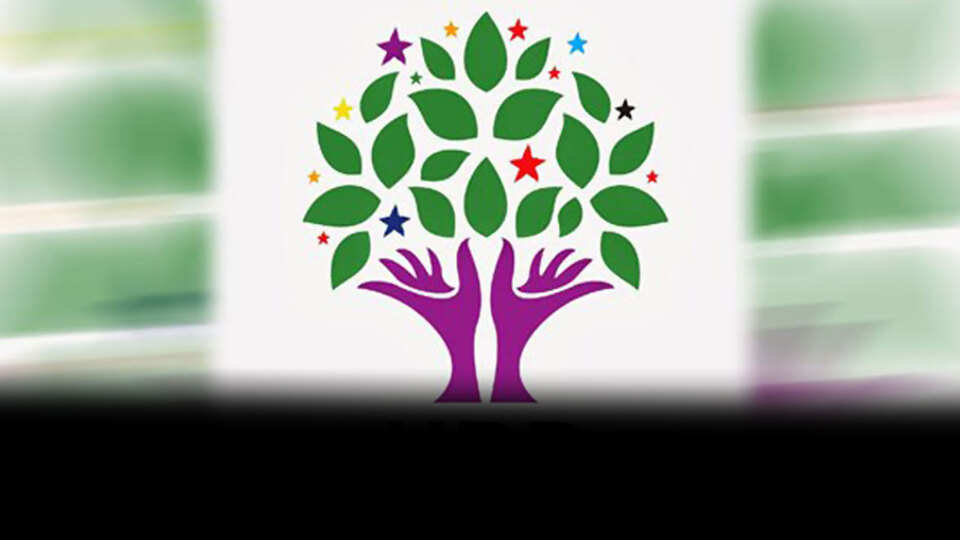 HDP, yüzde 10 seçim barajını aştı