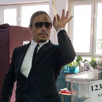 Ünlüler sandık başında