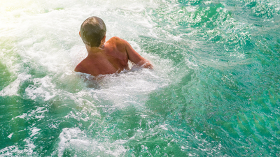 Köpüklü denizden uzak durun! Çünkü...