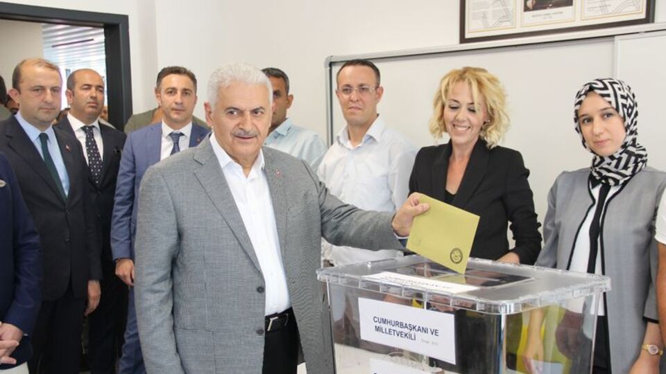 Binali Yıldırım: Koltuk elimizde kaldı müzayedeye çıkacak