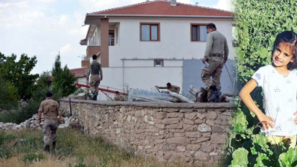 Askerler köyde, evler aranıyor!