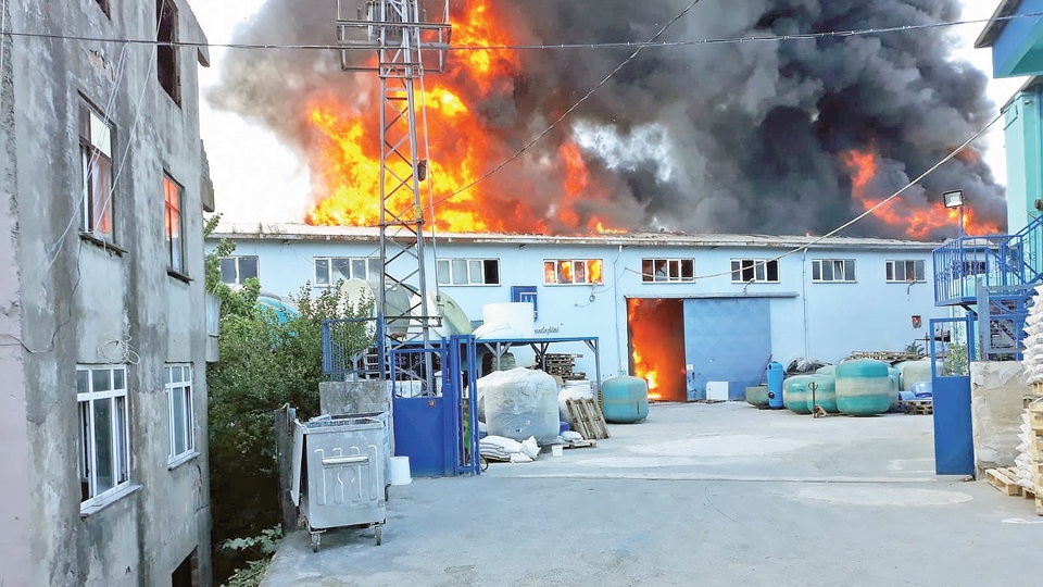 Kriz dönemlerinde iki kat hasar