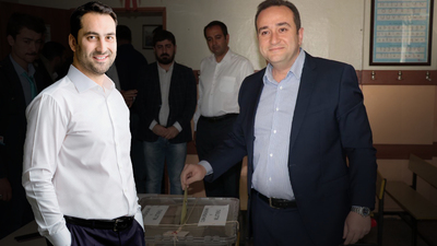 Oğullar da siyasette