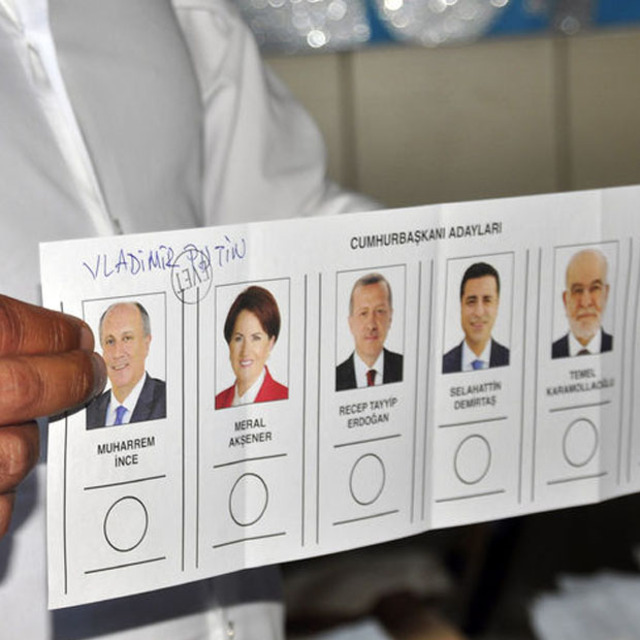 Geçersiz oyların oranı yüzde 2.1'e ulaştı
