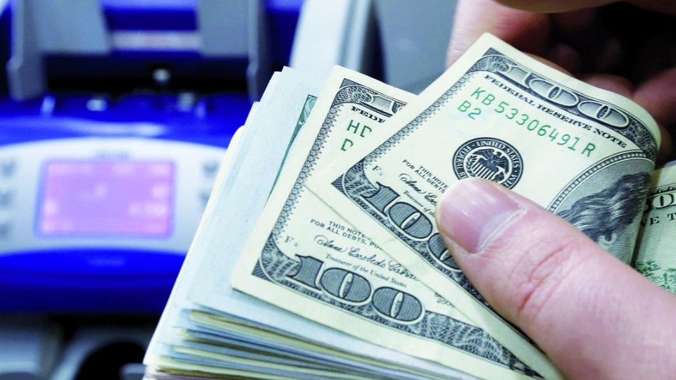 Dolar güne nasıl başladı? İşte ilk rakamlar