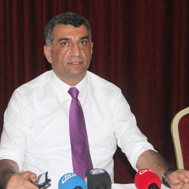 Oturma eyleminden vazgeçen CHP'li Erol'dan sert açıklama!