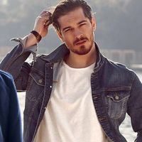 'Koruyucu' kardeş teklifi!