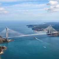 İtalyanlar 3. köprüdeki hisselerini devrediyor