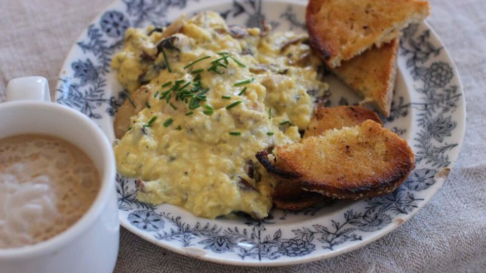 Hastanede yediği yumurta canından etti!