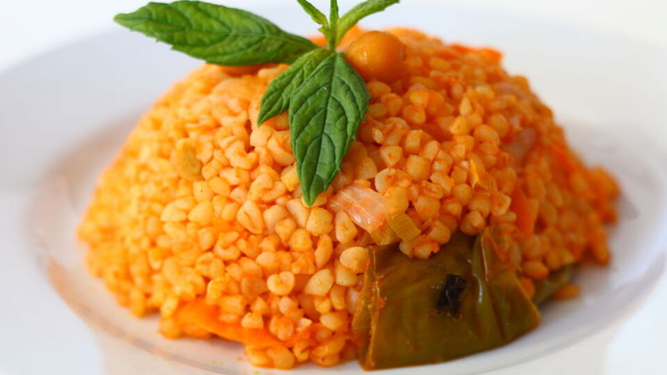 Salçalı, domatesli bulgur pilavı tarifi