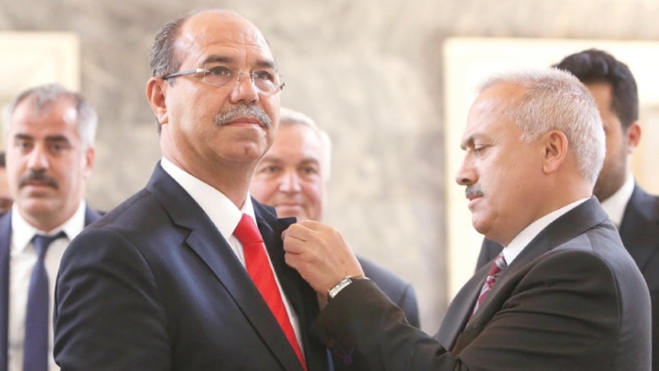 Meclis'te yeni vekil kayıtları sürüyor